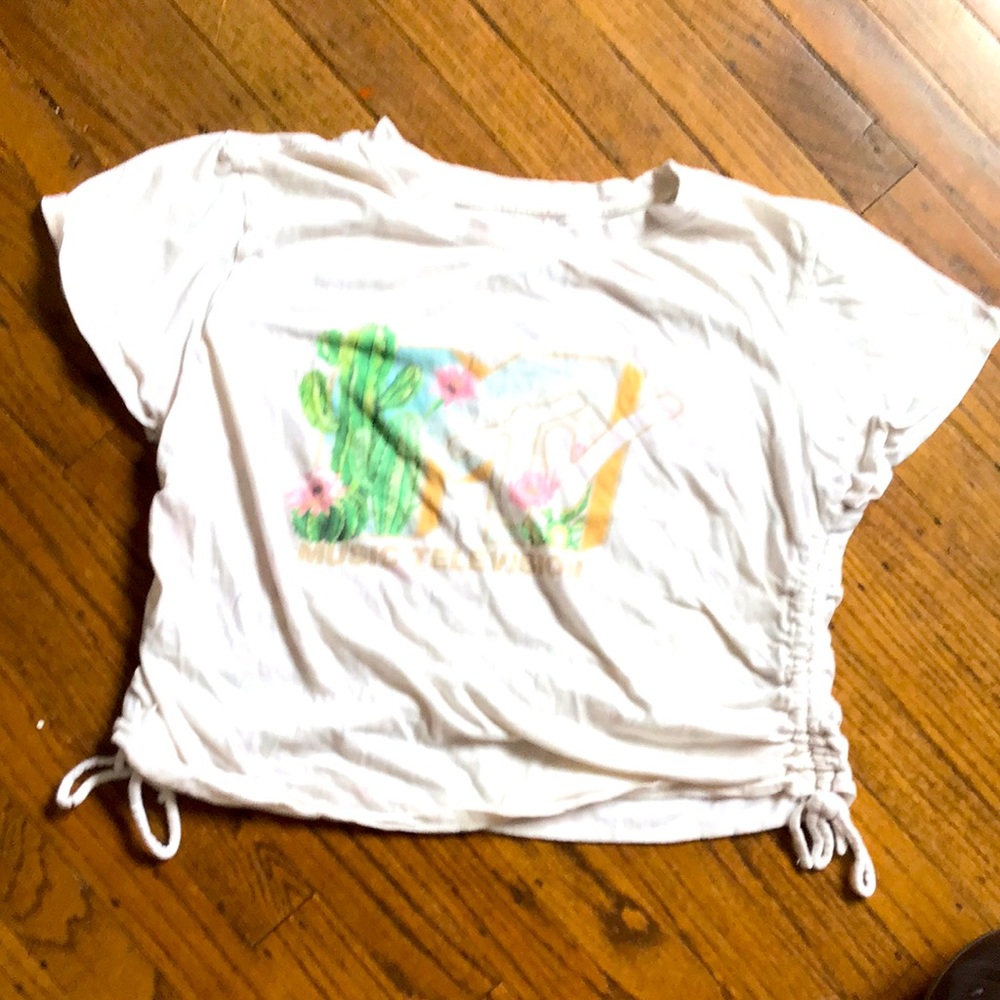 A MTV shirt!